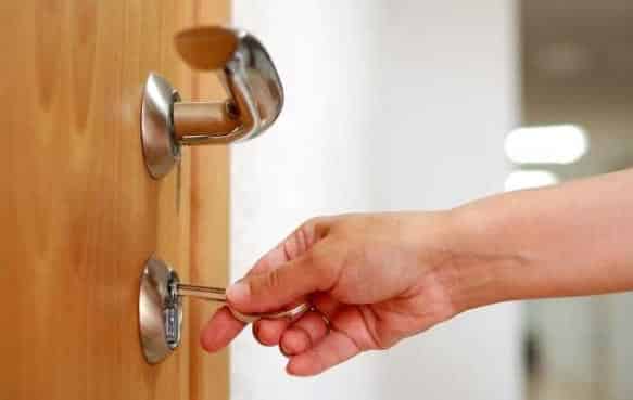 Apertura de Puertas en Sevilla 1
